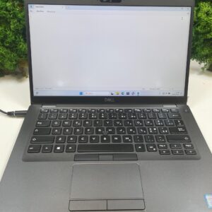 Dell 5400 notebook, Core i7-8665U 1.60 ghz, ram 8GB, 256GB ssd, webcam, display LED 14", win 11 pro, Ricondizionato Grado (A-)